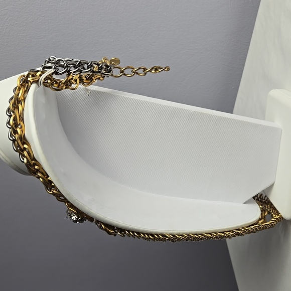 J .Crew Rera Gold and Black Chain Necklace with 3D Floral Accents - Picture 14 of 16